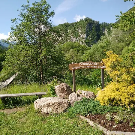 Gorski Biser Rum i privatbostad Mojstrana