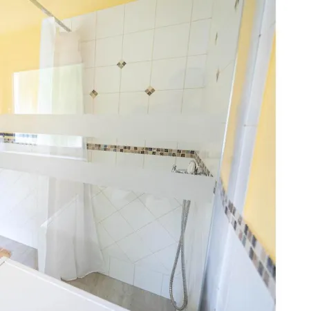 Gorski Biser Nastanitev v družini